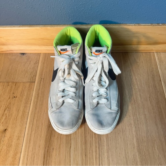 Nike Womens Blazer Mid 518171-011 Sneakers Size 8 - Picture 3 of 8